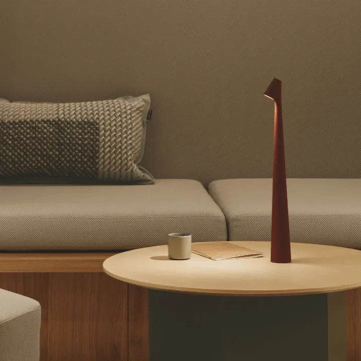 Minimalist Beam Lamp